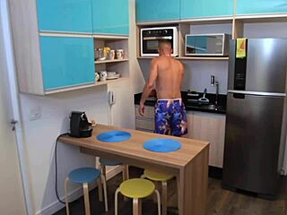 Marido bom faz isso antes de trabalhar