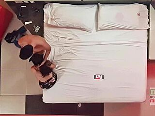 Cámara Escondida Pov Techo Show Cuckold Esposa Regia Follando Frente A Su Marido 1