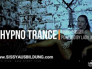 Sissi bimbo hypnoositrigger transsi saksaksi