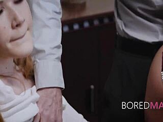 Bored milf freeused in office threesome