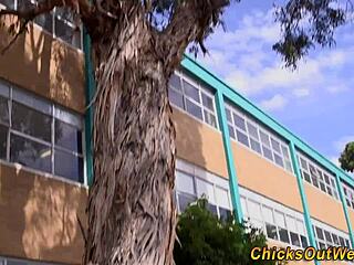 Cock Sucking Aussie Girlfriend Gets Creampied