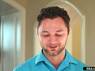 i'm giving my ex a nuru massage, but it's so slippery and busty lol