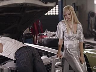 hardwerk gang car bang with blonde deepthroat and double penetration