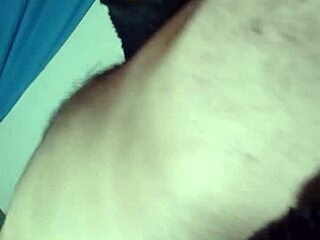 Mature woman's rich ass is amazing! 🍑