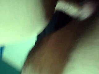 Mature woman's rich ass is amazing! 🍑