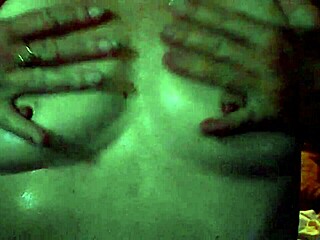 hey, check out this mature MILF seduction message