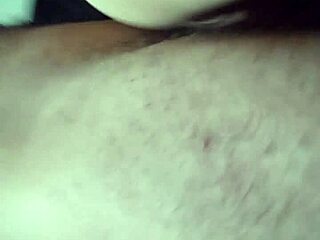 Mature woman's rich ass is amazing! 🍑