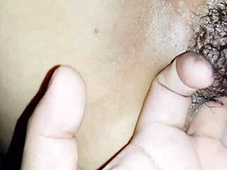 i love licking my filipina girlfriend's pussy up close