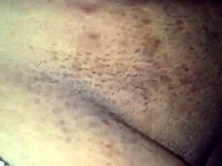 Minha putinha masturbates passionately