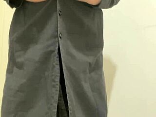 hijab secretary sends sexy video to boss