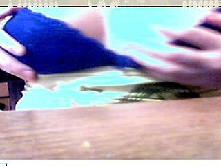 Free teen webcam girl in hot action