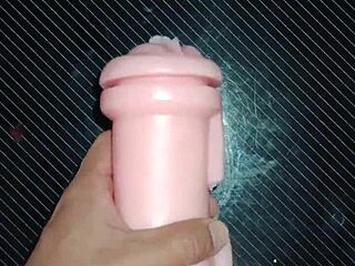 kissy blowjob followed by sex filling her entrance with milk