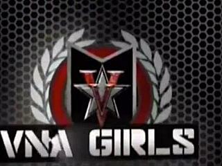 Mindi Mink's irresistible lesbian scene unfolds