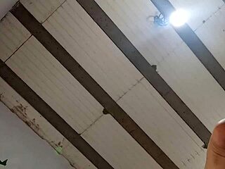 metiendome mi dildo mas gordo por el culito 😈