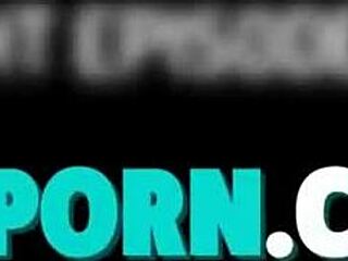 Grosse MILF infirmière gangbang patient vierge en orgie hôpital