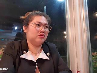 i lick bea's juicy big pussy lips till she squirts hard