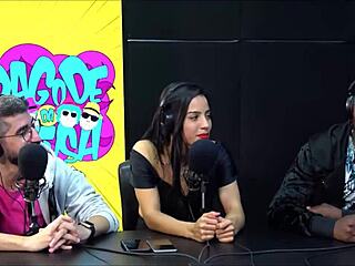 Essa safada morena fala putaria enquanto leva no cu do namorado 🇧🇷😏