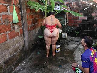 neighbor helps wash then fucks juicy milf pussy rough