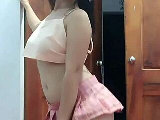 Nude Twerking Seduction Dance