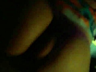 amateur argentinian flaunts her huge curvy ass seductively