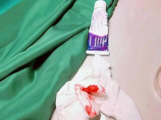 skinny teen babe uttaran20 takes ffm banging deepthroat fisting riding trio