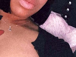 Fiancé croit shopping mais BBC remplit gros cul