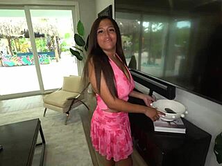 Thick Ex Girlfriend Teases Tight Poolside Play