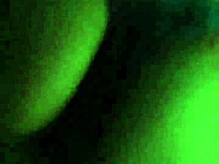 amateur argentinian flaunts her huge curvy ass seductively