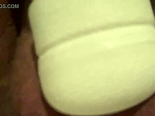 those huge wet pussy lips on the bride drip cum after toys