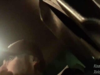 ei, quer punheta rápida pra essa gostosa na rua pública?