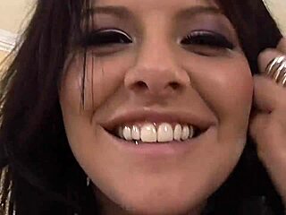 Taryn's Lingerie Double Penetration Ends in Massive Cumshot!