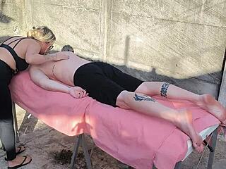 ei massagem ao ar livre bora meter nessa bunda grande agora?