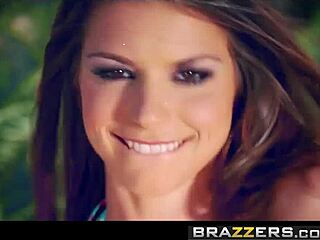 brooklyn chase rubs huge tits on keiran lee in hot tub