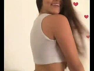 bigo girl from youtube dances sexy on cam then strips hot 😍🔥