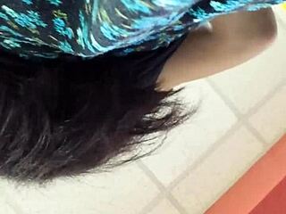 I flash my wet Venezuelan upskirt under tight skirt 02