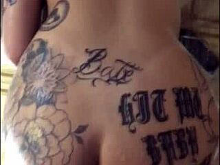 comi essa gostosa no banho... leite todo na boca dela depois do boquete perfeito