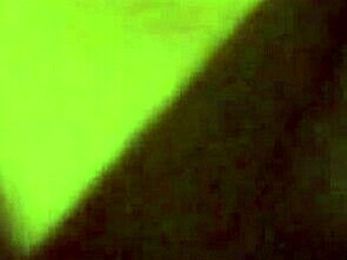 DELHI GIRLFRIEND'S STEAMY SEX TAPE LEAKED