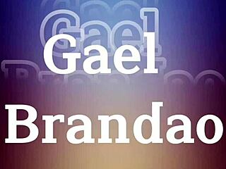 comi a namorada do meu amigo enquanto ele não chegava deepthroat