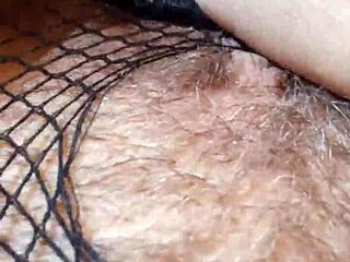 greta sets a net for sensual mature beauty's feet