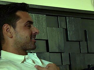 Jessi Summers here, loving sex everywhere except on the bed