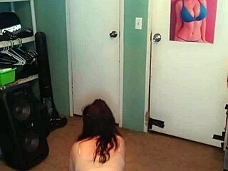 hey catherine grey shakes that big ass on snapchat