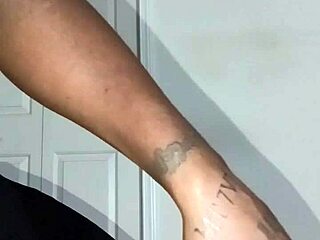 i wait for tattoo heal then flash it off in jeans