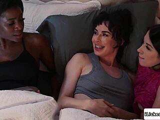 me and my girlfriend fuck her big tits ebony best friend in hot threesome