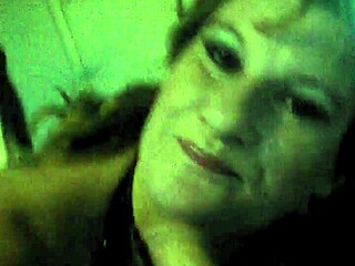 Want this milf to swallow your facial load right now?