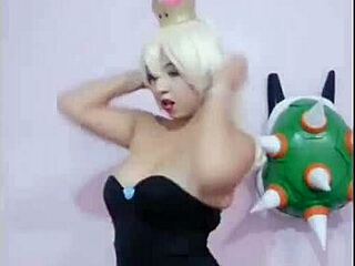 yujaeni's bowsette cosplay oaxaca set has her sexy curves begging for wild sex play