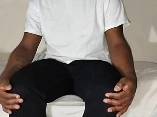 Jeans-Clad Wrestler Masturbates Freely JOI