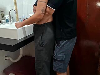 Boss catches maid's ass bent over in bathroom?