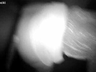 Hey, at the glory hole I gave my wet pussy to that hot guy, begged him to join and pound me in the booth! 😈🍑🔥