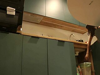 wanna see this housewife flash her panties in heels?