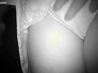 Hey, at the glory hole I gave my wet pussy to that hot guy, begged him to join and pound me in the booth! 😈🍑🔥